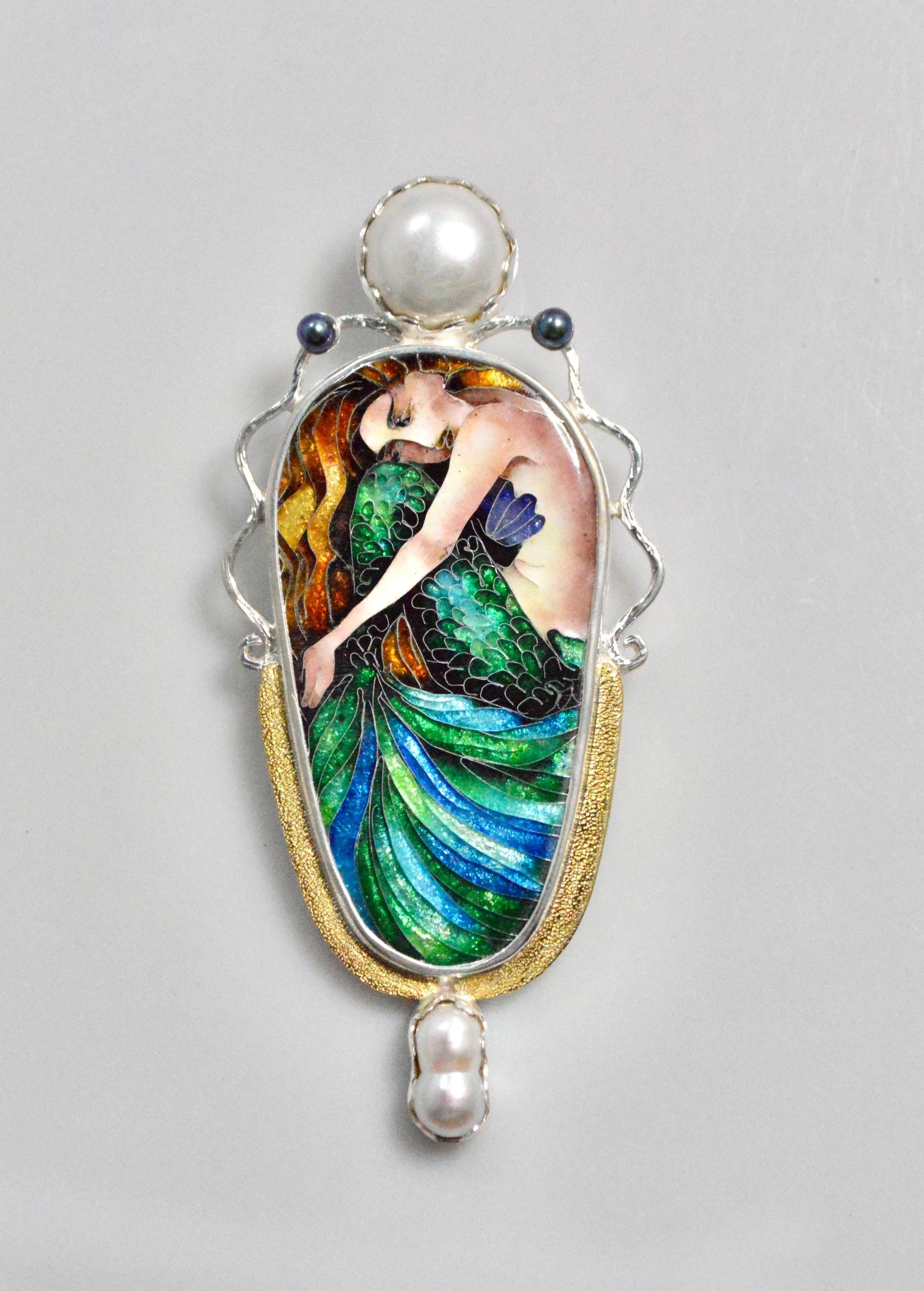 Redhaired mermaid daydreaming pendat with multicolor pearls. Mermaid gifts. Pearls. Mermaid jewelry. unique marine jewelry. Mermaid pendant