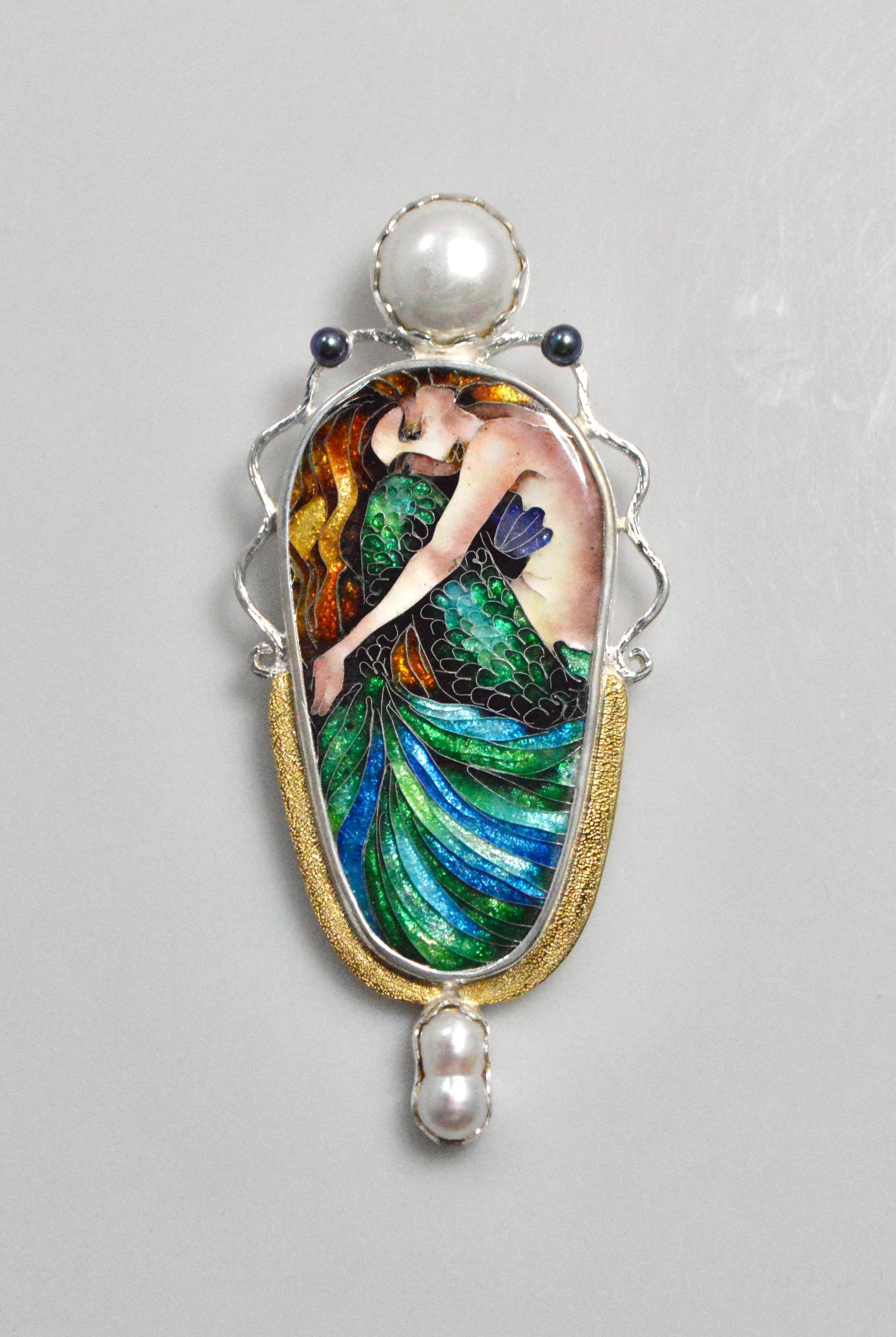 Redhaired mermaid daydreaming pendat with multicolor pearls. Mermaid gifts. Pearls. Mermaid jewelry. unique marine jewelry. Mermaid pendant